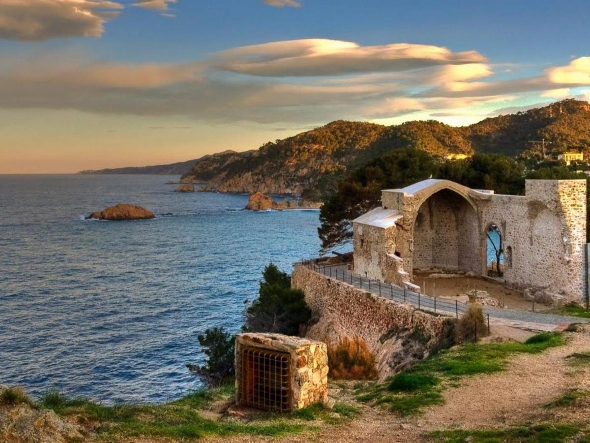 Villa Alba By Danlux Invest Tossa de Mar Esterno foto